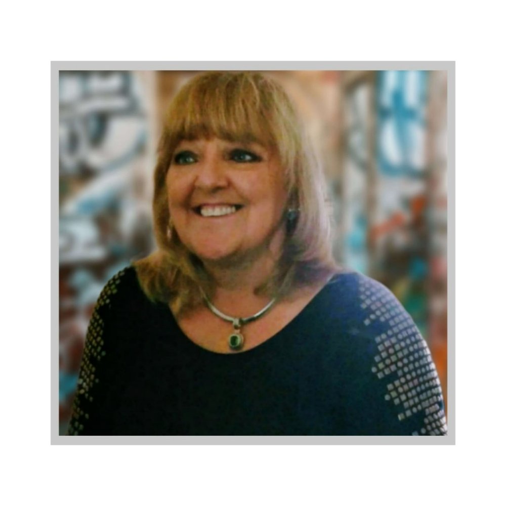 Meet your Posher, Michele